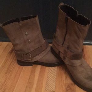 Modern Vice custom made boots